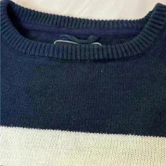 University of Toronto Unisex Stacked Wordmark School Crewneck Bruzer Sweater - Picture 6 of 8